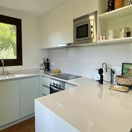 The House In Has 3 Bedrooms