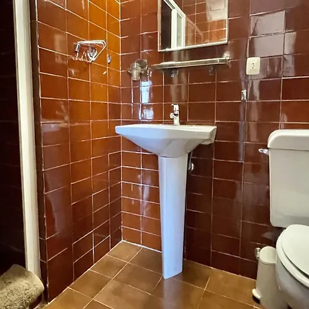 The House In Has 3 Bedrooms Holiday home *