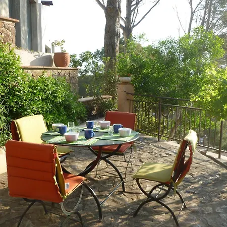 The House In Has 3 Bedrooms Holiday home